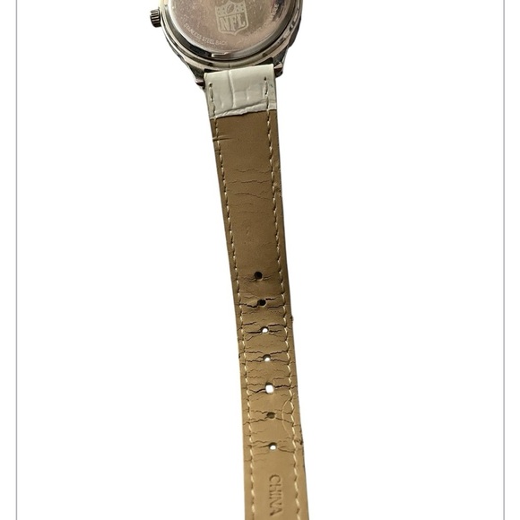 White and Silver Watch with Red Logo - Picture 4 of 6